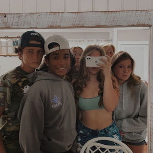 Meet your Posher, Mackenzie